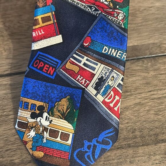 UNISEX disney ties vintage 100 % silk - Picture 2 of 5